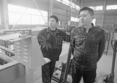 以玻璃起家以實力馳騁――記重慶市吉佳技能科技有限公司執(zhí)行董事范福海