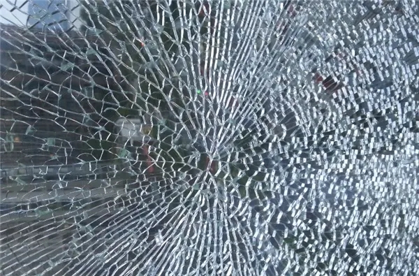 【隆玻學堂】玻璃自爆知多少